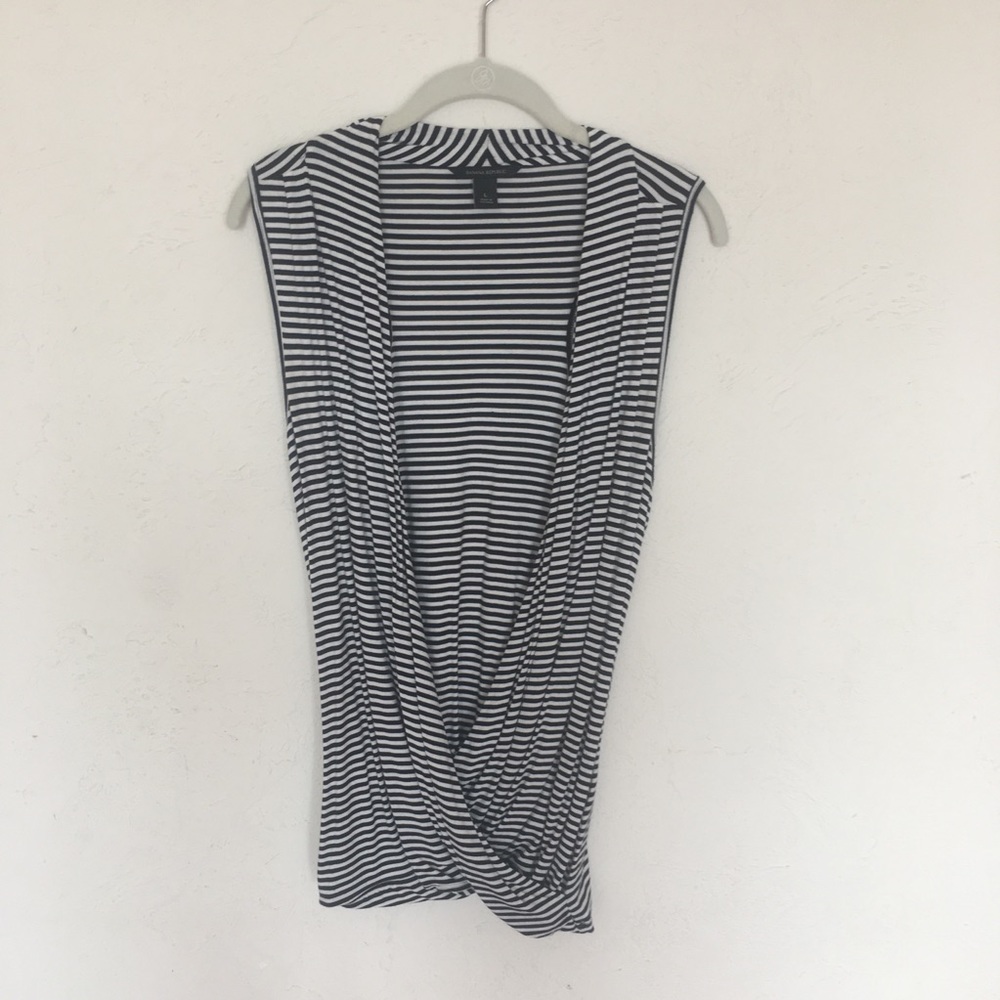 Banana Republic White and Black Wrap Top